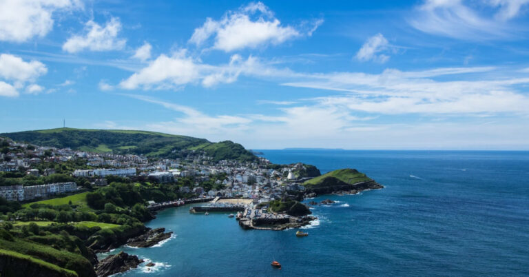 Ilfracombe Holiday Park Best Ilfracombe Beach Featured Image Article