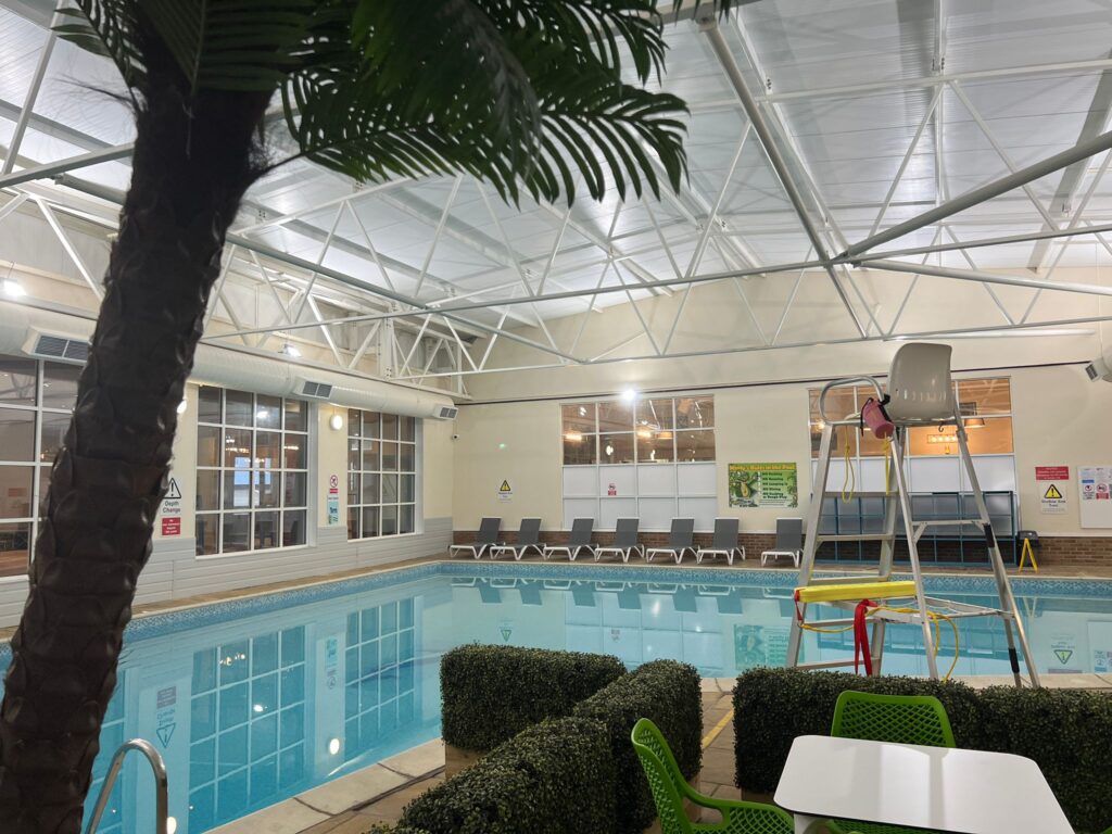 Resort Pool Empty 8