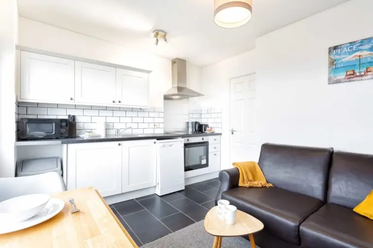 One Bedroom Seaview Apartment Main Image