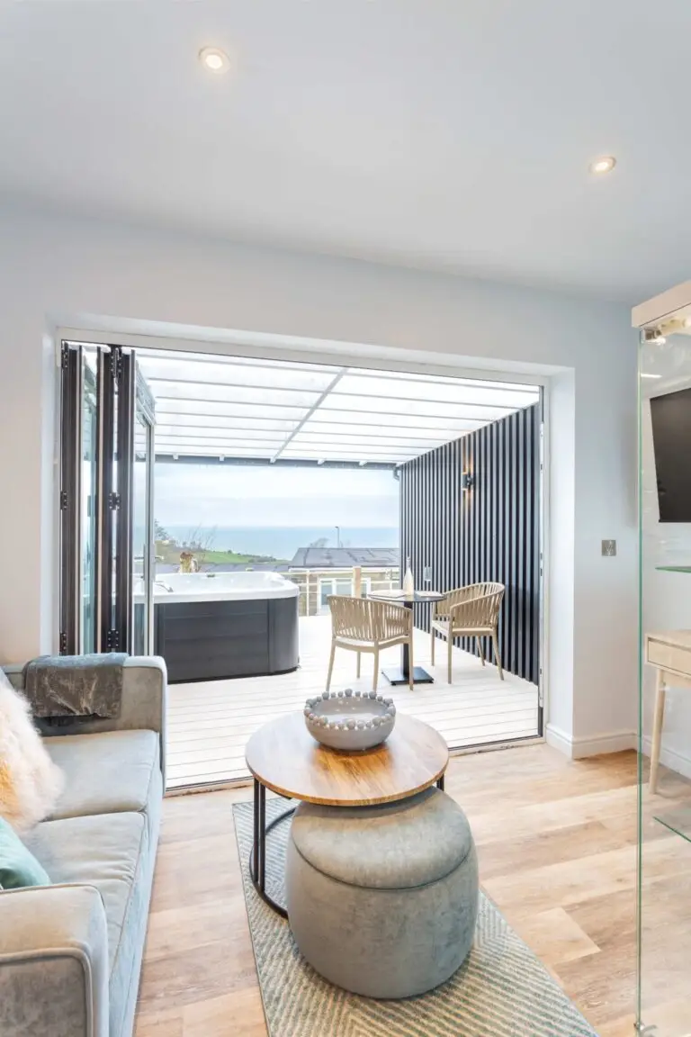 Seaview One bedroom studio with Hot Tub & Terrace Main Image