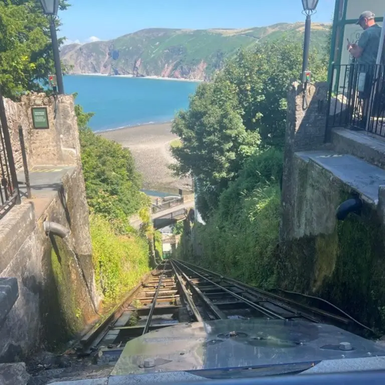 Lynton Vertical Rail