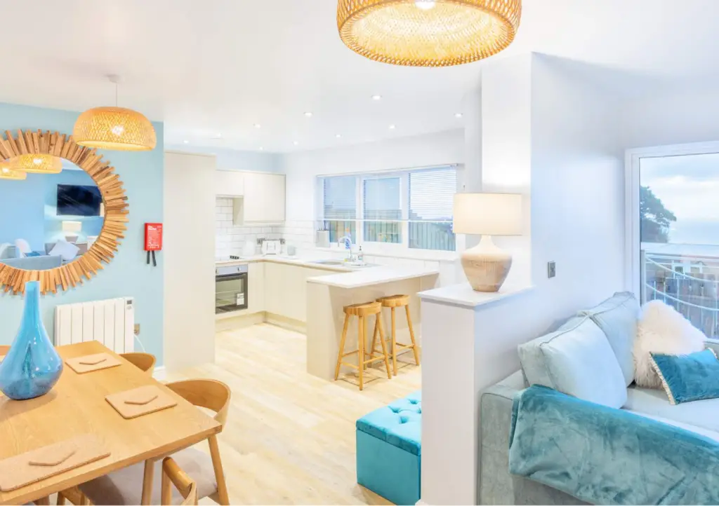 3 bed hot tub residence accommodation